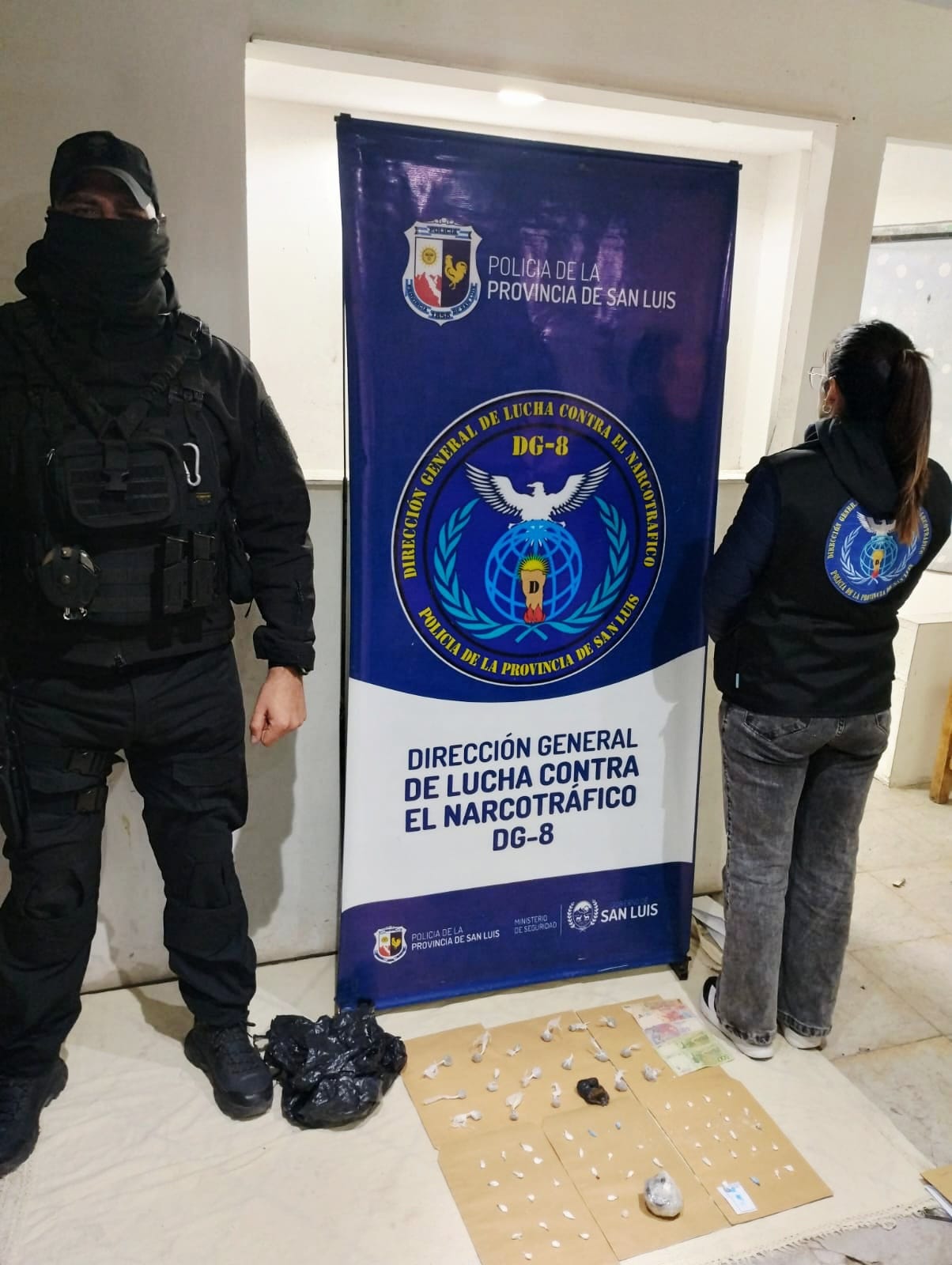 2510303b-bdab-4b08-8196-a8115b43d92c