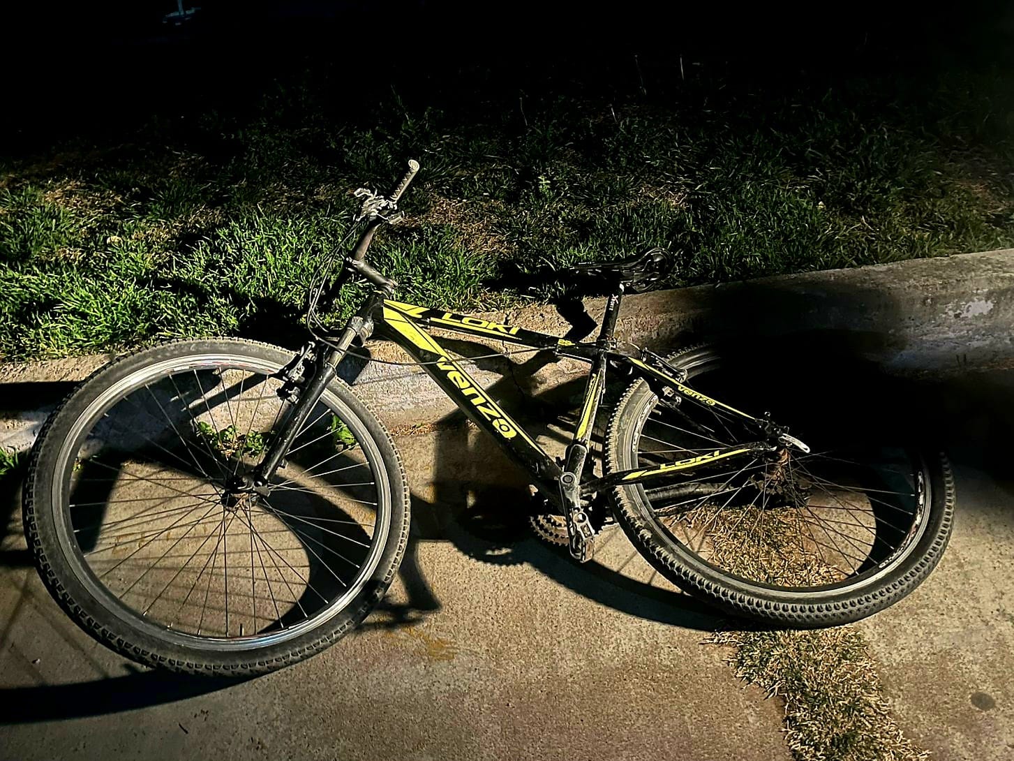 2510303b-bdab-4b08-8196-a8115b43d92c