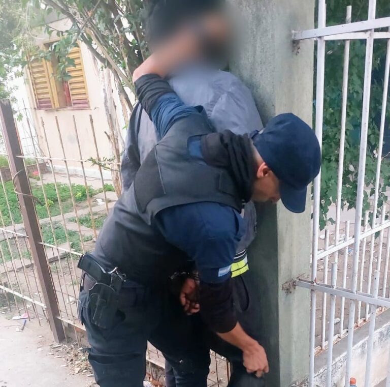 f8c4e10d-b6e5-4e68-941c-bef094693679